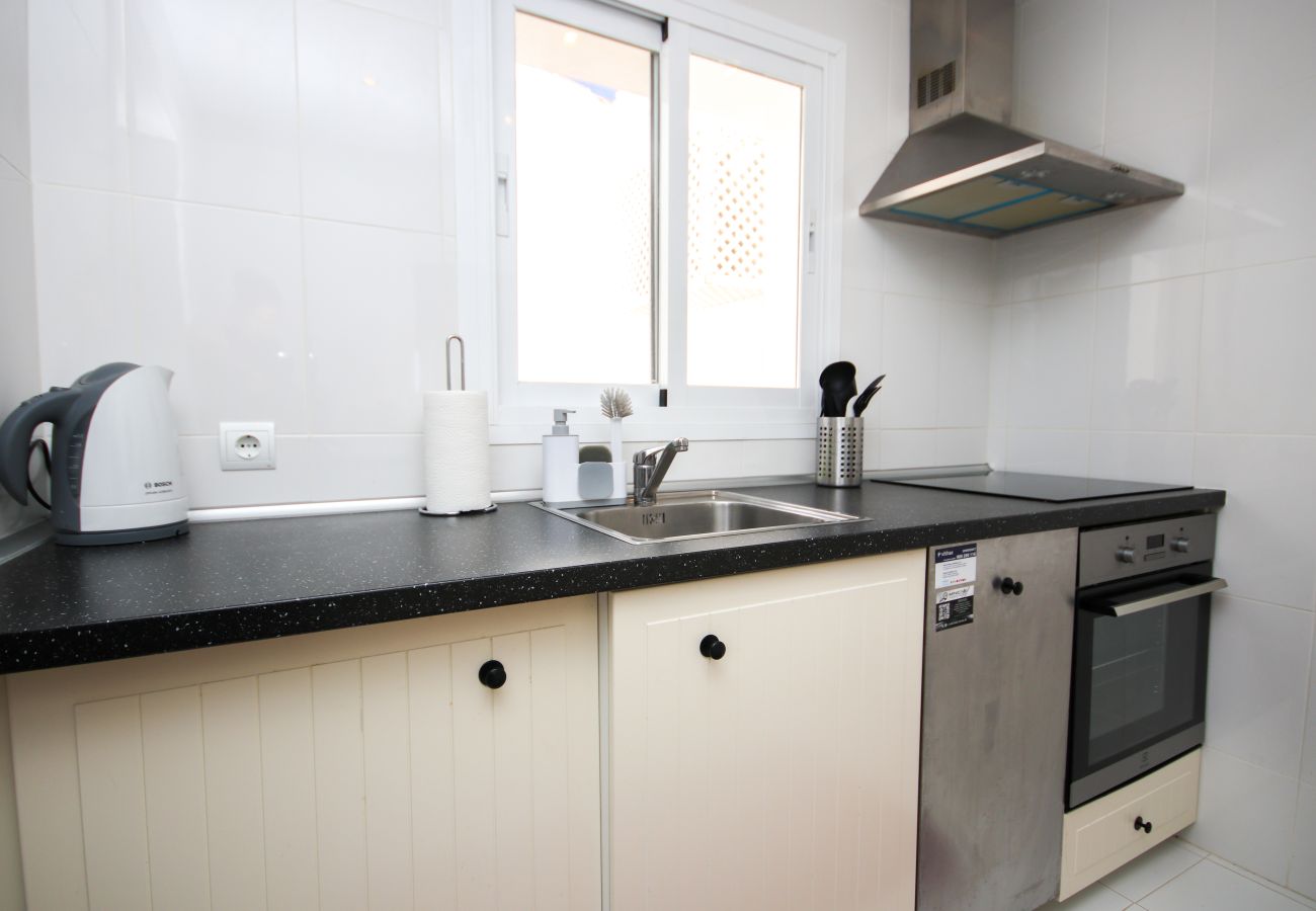 Apartamento en Benahavís - Apartamento  encantado en Pueblo Cortes del Golf Benahavis