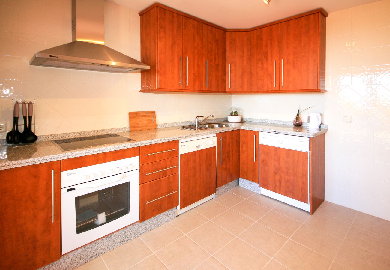 Apartamento en Marbella - Elegante Ático Dúplex en Los Lagos de Santa María