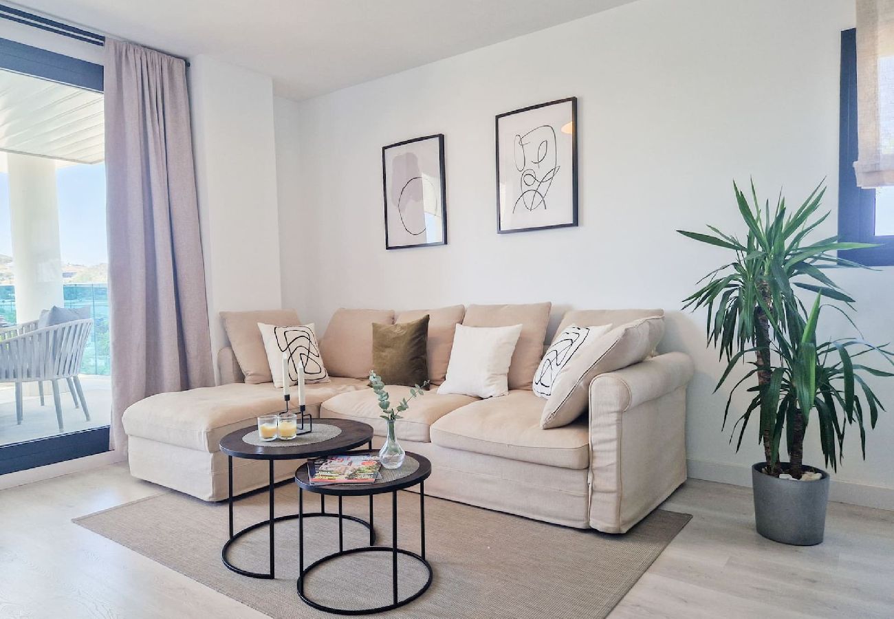 Apartamento en Mijas Costa - Moderno apartamento de 2 dormitorios @ Jardines de Las Lagunas