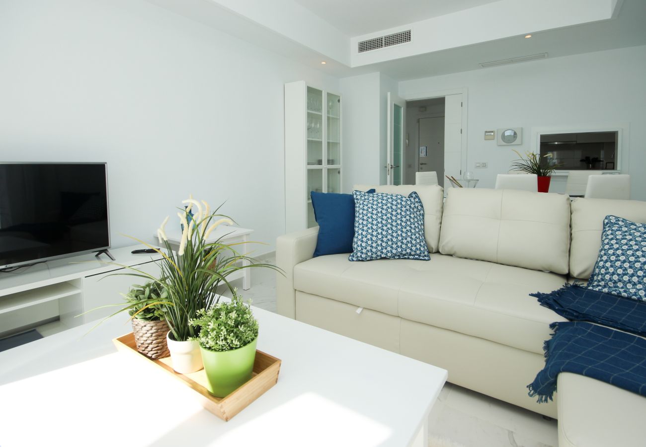 Apartamento en Casares - Ático frente al mar con vistas al mar, Bañera de hidromasaje, Barbacoa