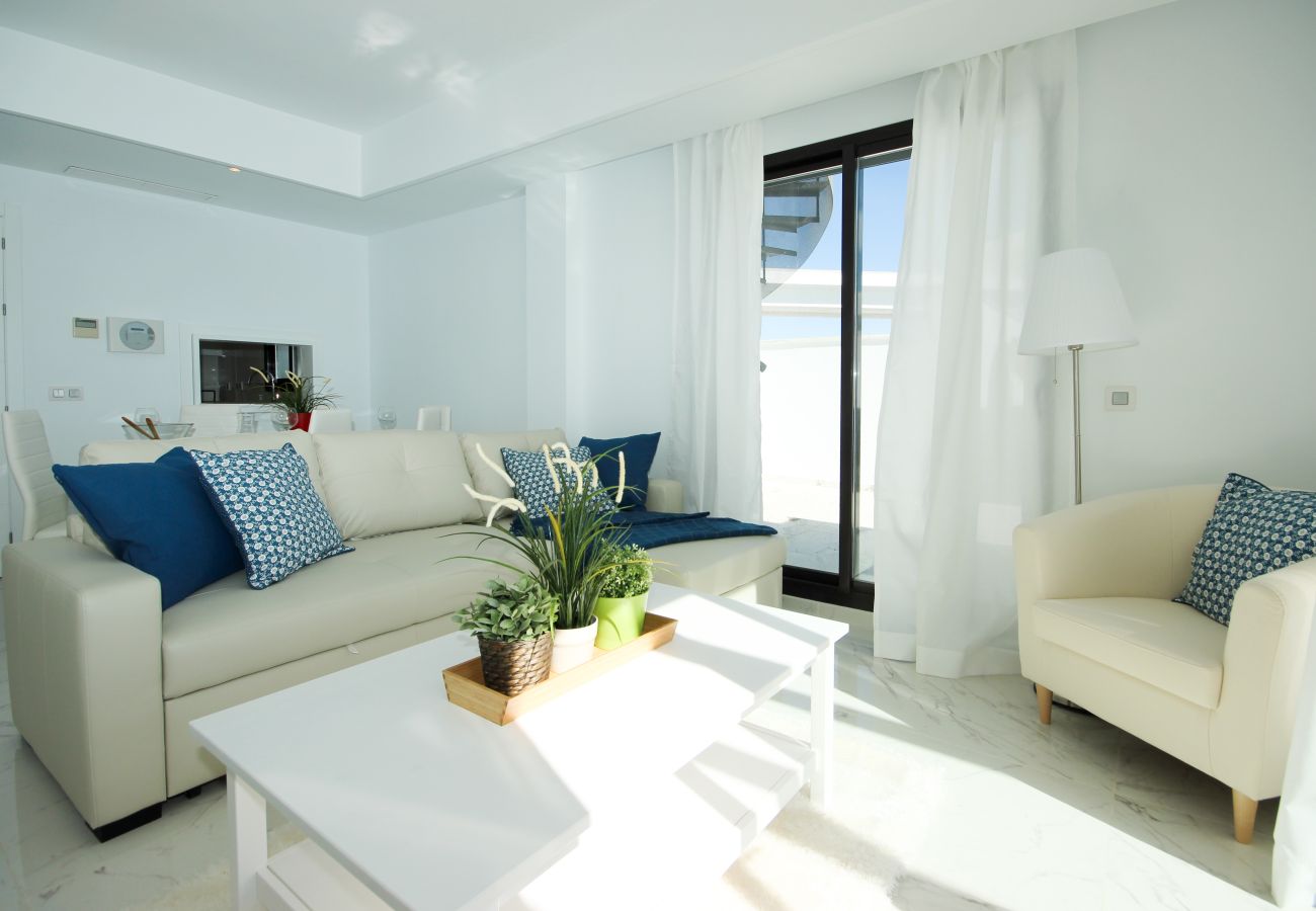 Apartamento en Casares - Ático frente al mar con vistas al mar, Bañera de hidromasaje, Barbacoa