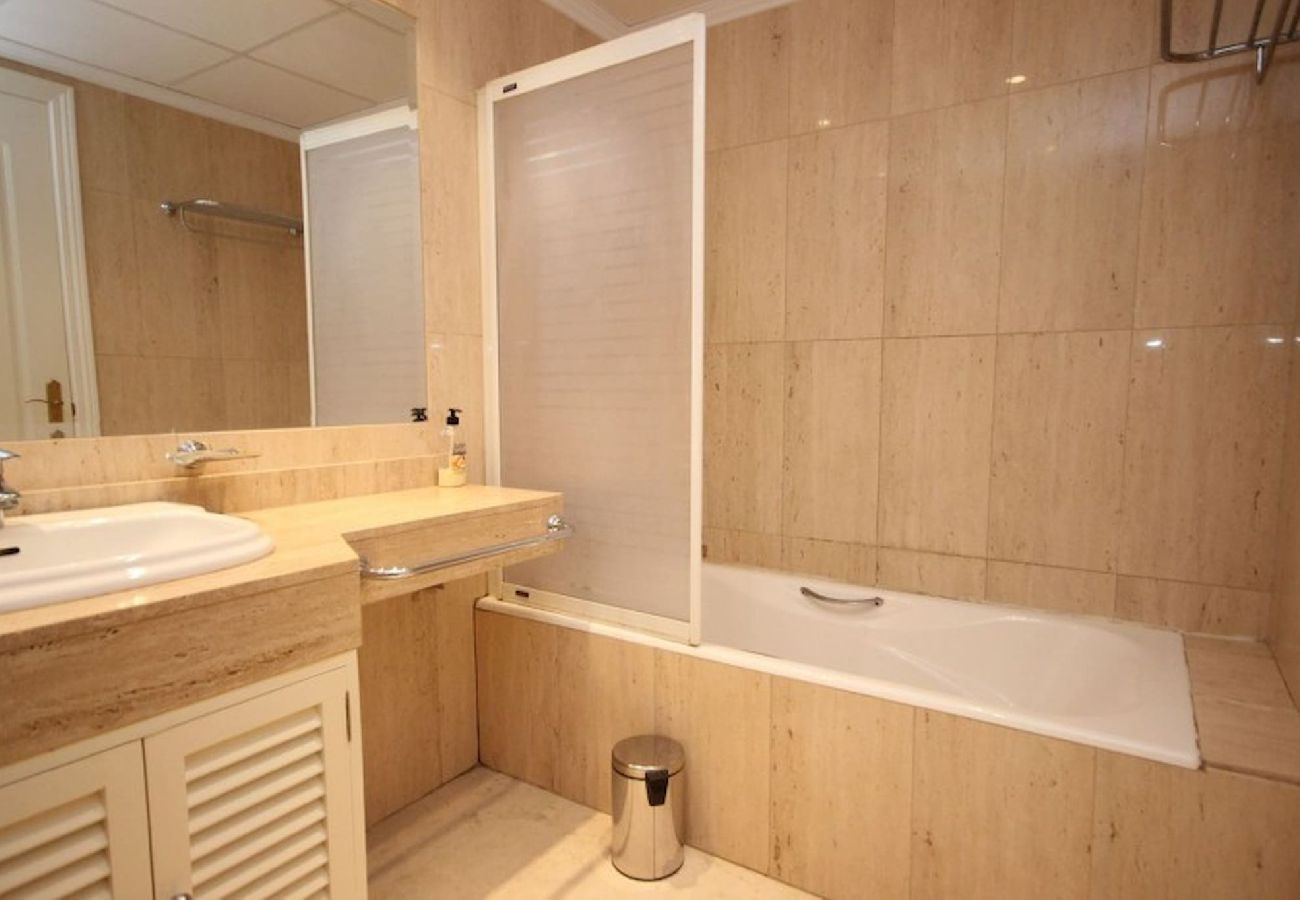 Apartamento en Marbella - Ático de 2 dormitorios