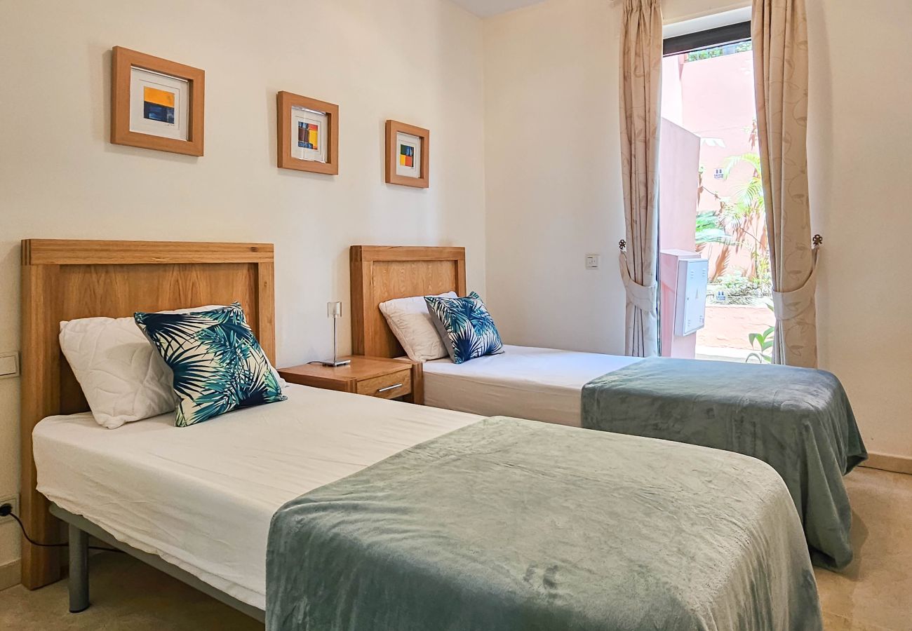 Apartamento en Mijas Costa - Apartamento de dos dormitorios en Calahonda con vistas al mar