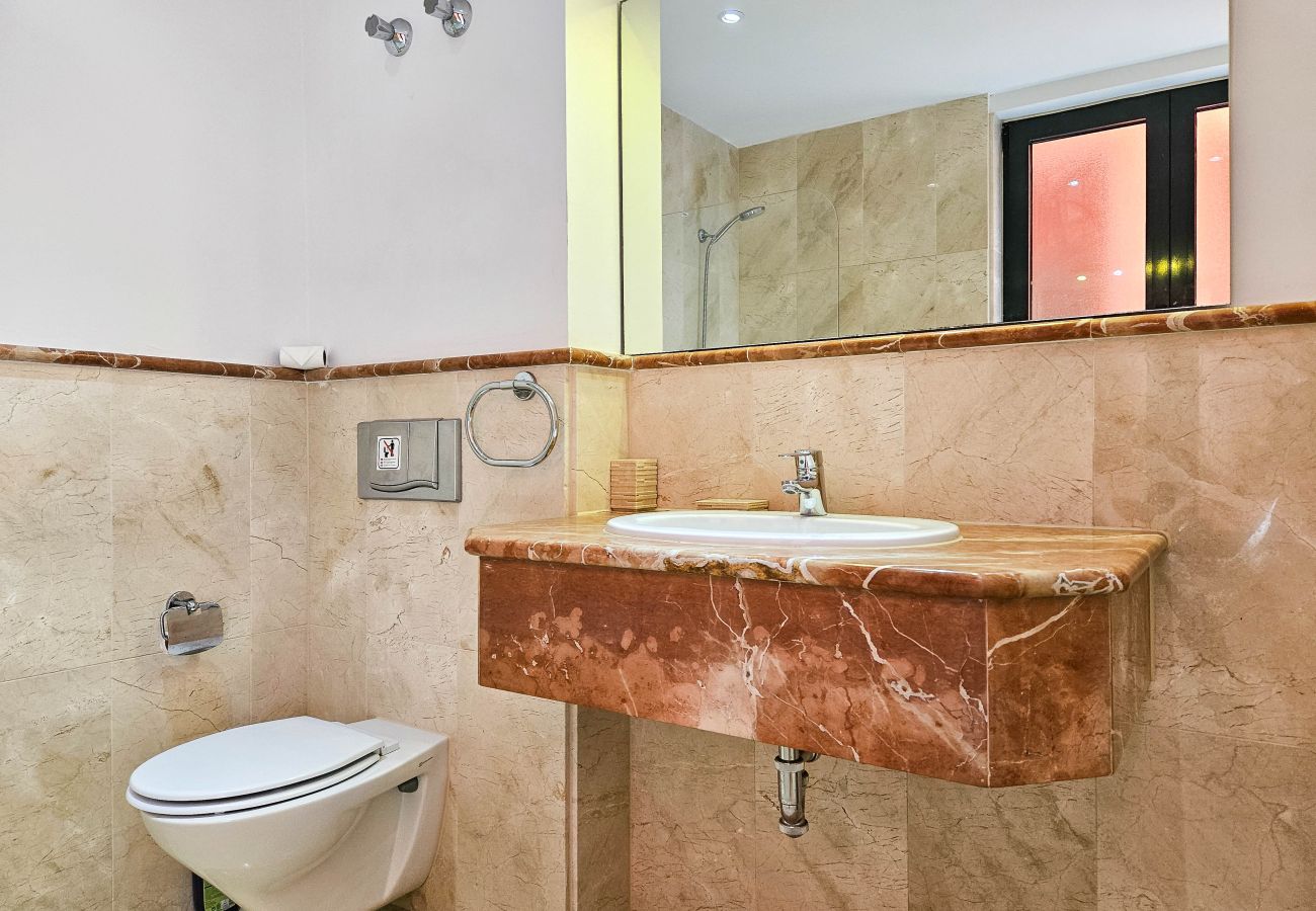 Apartamento en Mijas Costa - Apartamento de dos dormitorios en Calahonda con vistas al mar