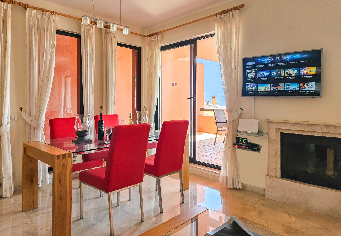 Apartamento en Mijas Costa - Apartamento de dos dormitorios en Calahonda con vistas al mar