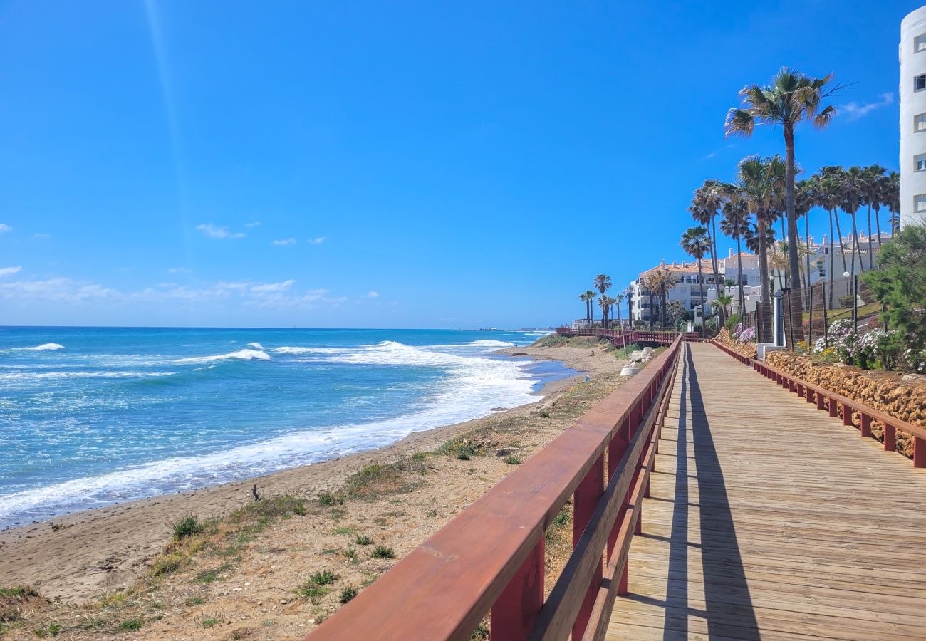 Apartamento en Mijas Costa - Apartamento de dos dormitorios en Calahonda con vistas al mar