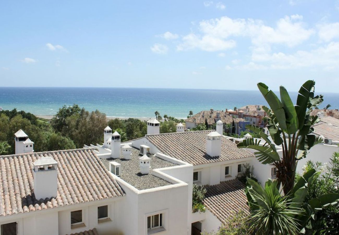 Casa adosada en Casares - Amplia casa adosada de 4 dormitorios en Bahía de Casares