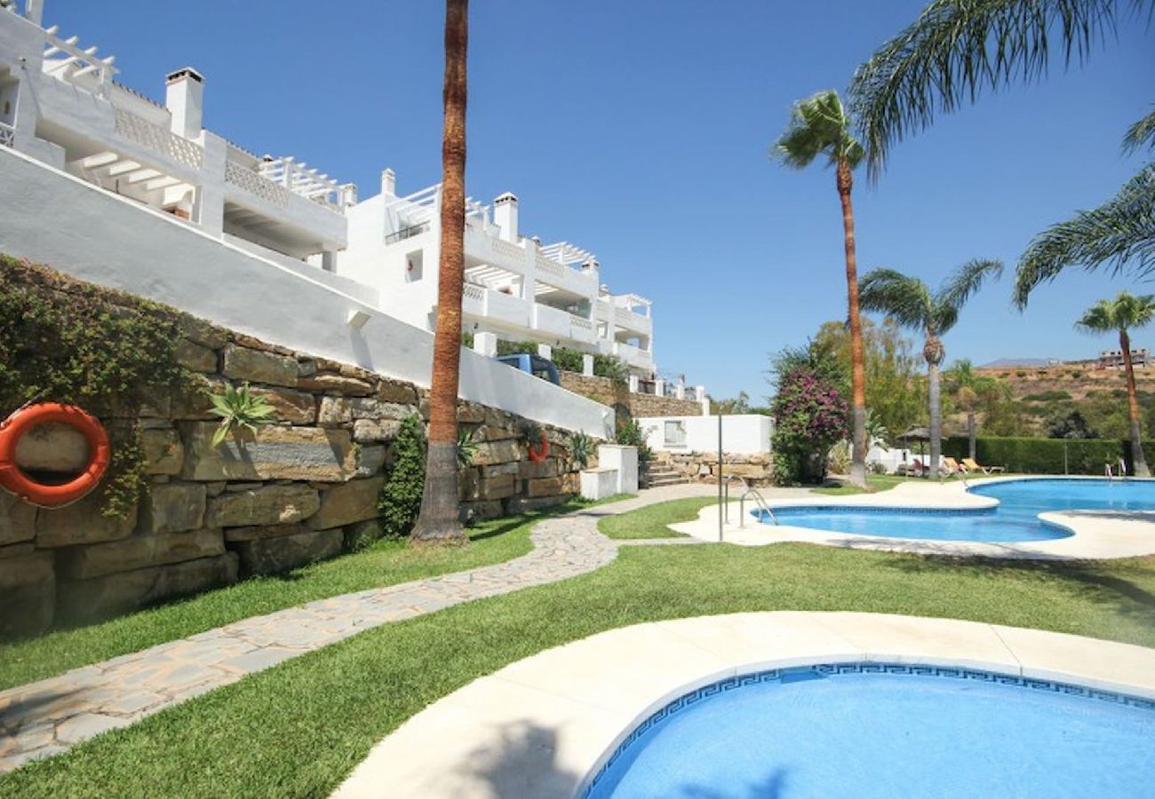 Casa adosada en Casares - Amplia casa adosada de 4 dormitorios en Bahía de Casares