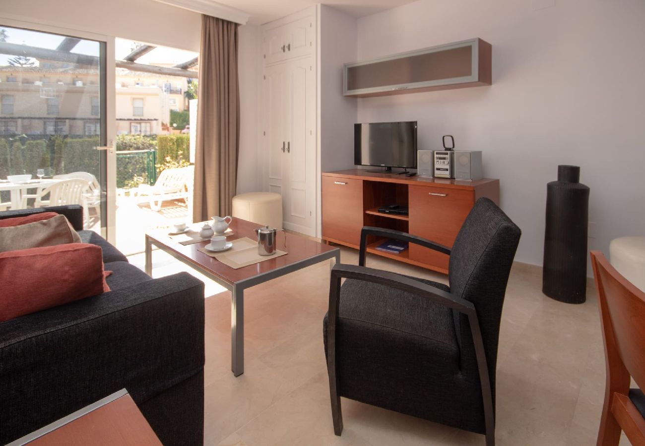 Apartamento en Fuengirola - Casa adosada de 2 dormitorios Marina del Sol cerca de la playa y el pueblo