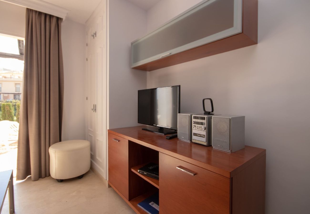 Apartamento en Fuengirola - Casa adosada de 2 dormitorios Marina del Sol cerca de la playa y el pueblo