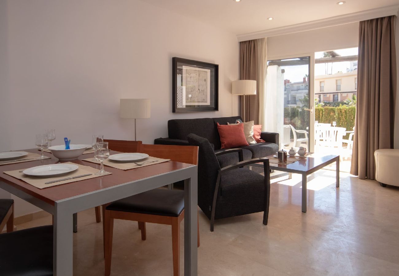 Apartamento en Fuengirola - Casa adosada de 2 dormitorios Marina del Sol cerca de la playa y el pueblo