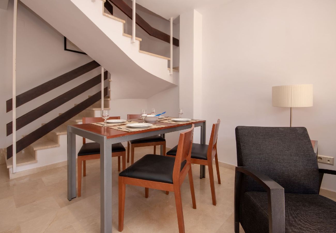 Apartamento en Fuengirola - Casa adosada de 2 dormitorios Marina del Sol cerca de la playa y el pueblo