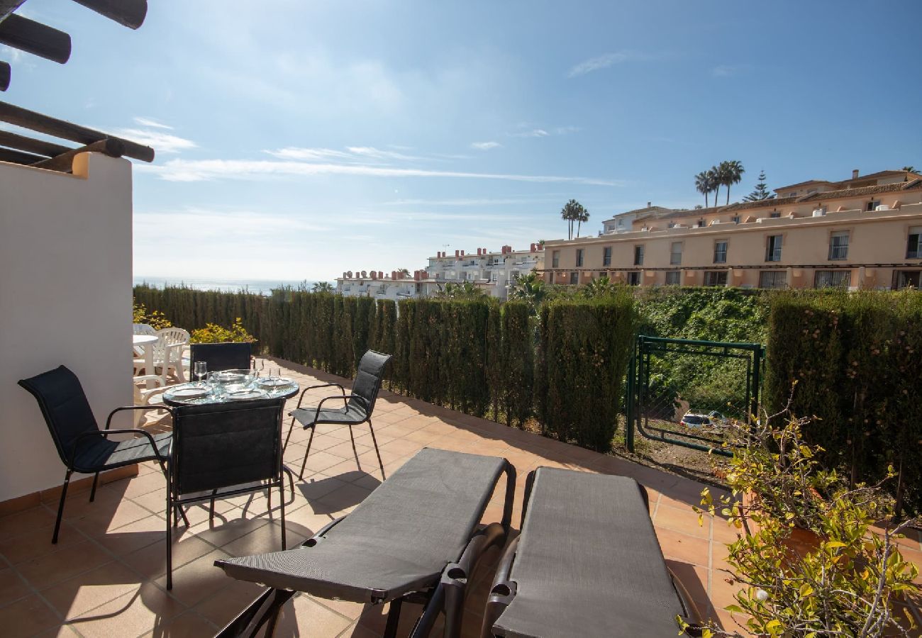 Apartamento en Fuengirola - Casa adosada de 2 dormitorios Marina del Sol cerca de la playa y el pueblo