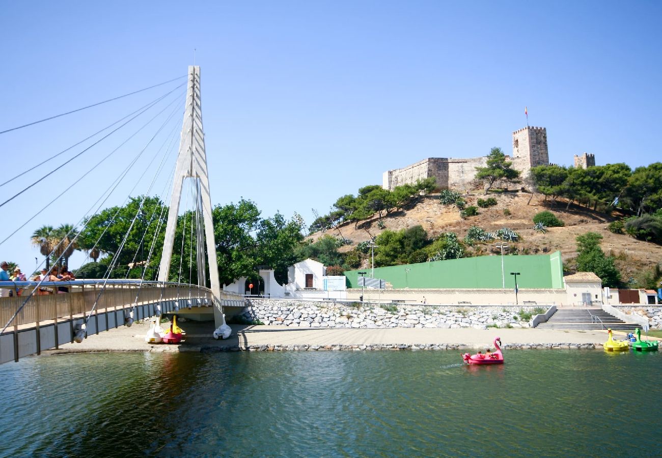Apartamento en Fuengirola - Casa adosada de 2 dormitorios Marina del Sol cerca de la playa y el pueblo