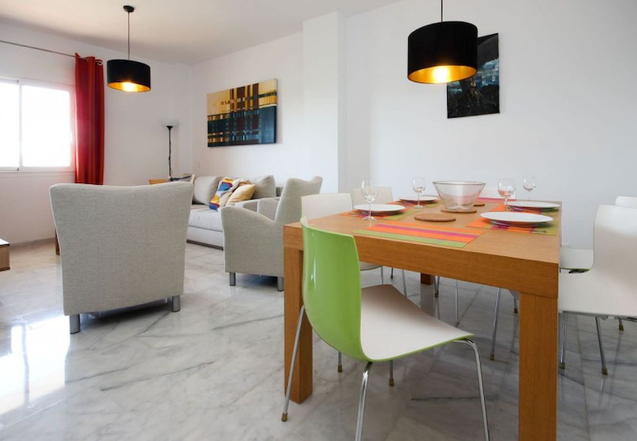 Apartamento en Estepona - Apartamento de 2 dormitorios con vistas al campo de golf de Valle Romano