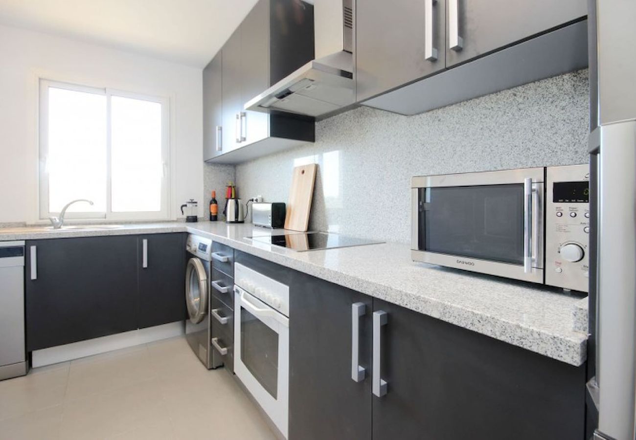 Apartamento en Estepona - Apartamento de 2 dormitorios con vistas al campo de golf de Valle Romano