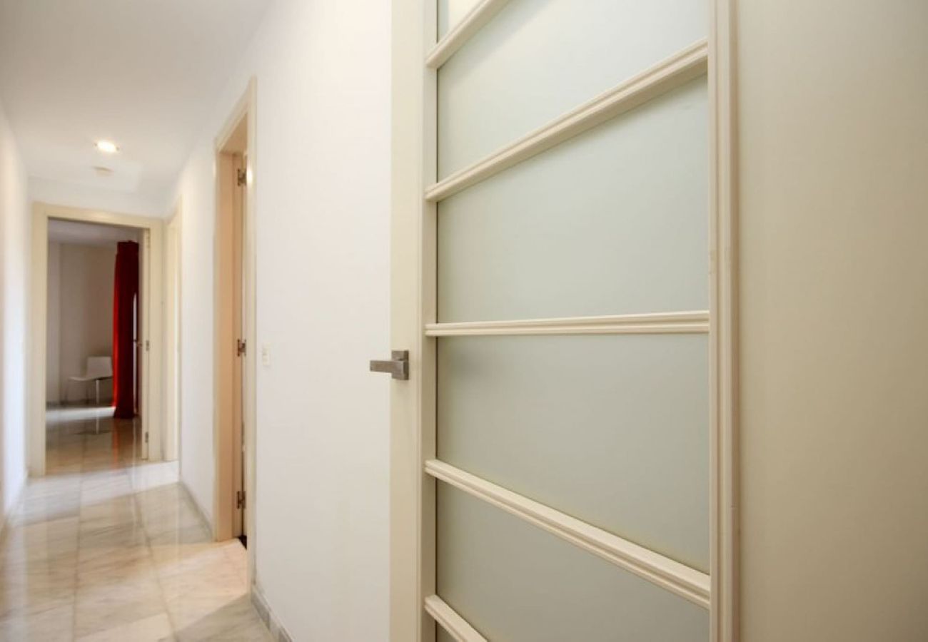 Apartamento en Estepona - Apartamento de 2 dormitorios con vistas al campo de golf de Valle Romano