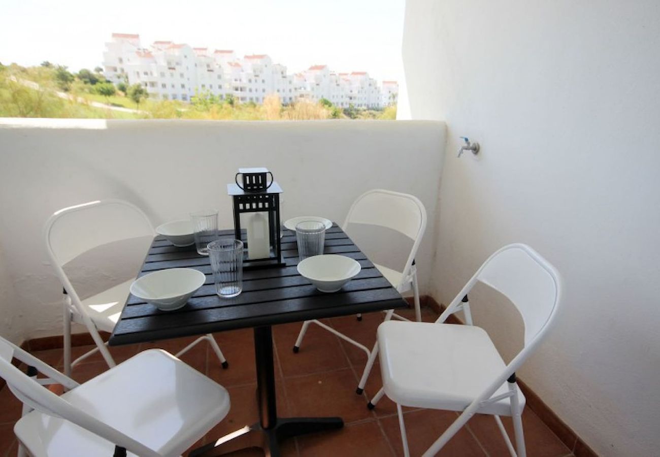 Apartamento en Estepona - Apartamento de 2 dormitorios con vistas al campo de golf de Valle Romano
