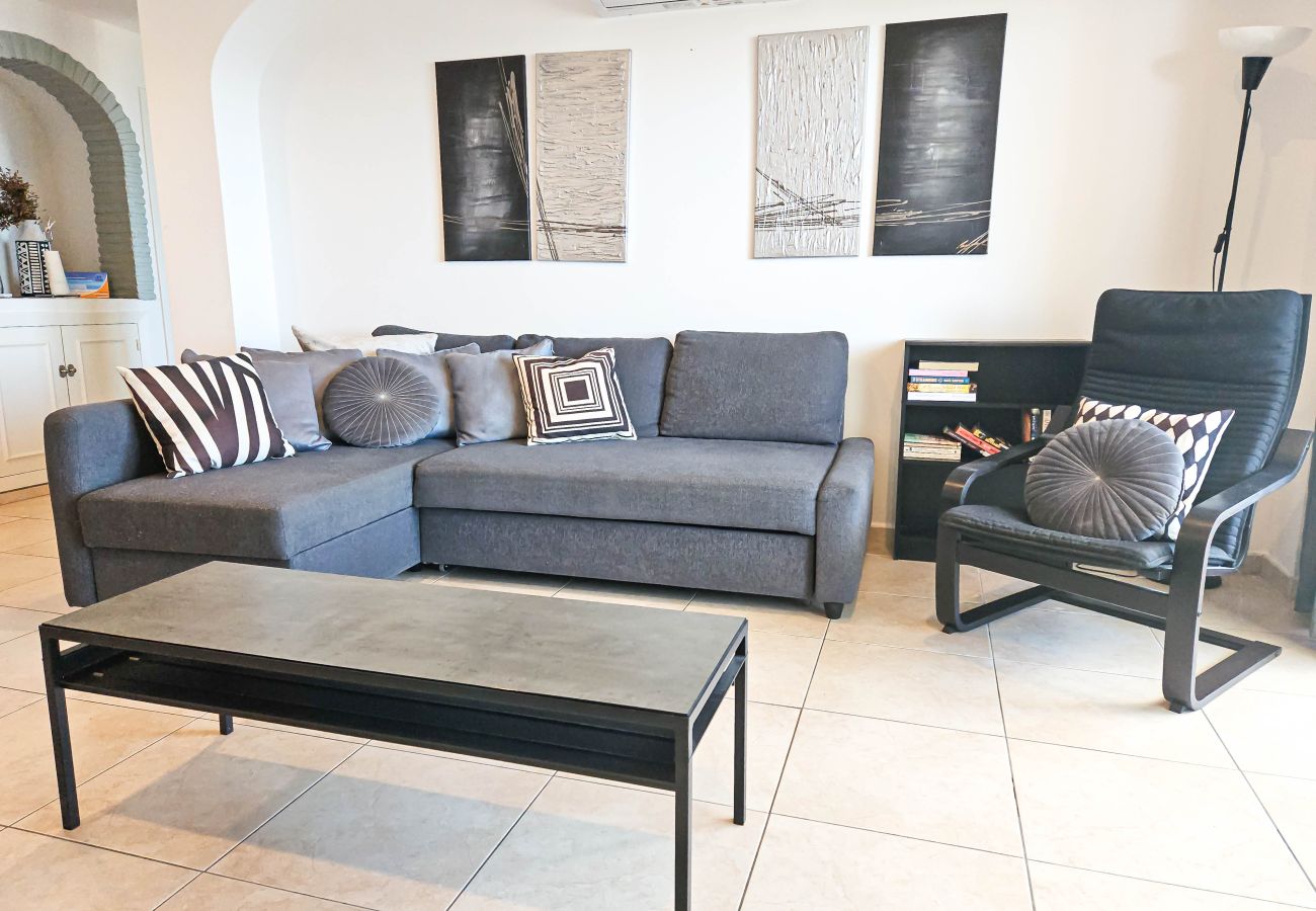 Apartamento en Mijas Costa - Hermosas vistas al mar @ Torrenueva cerca de La Cala