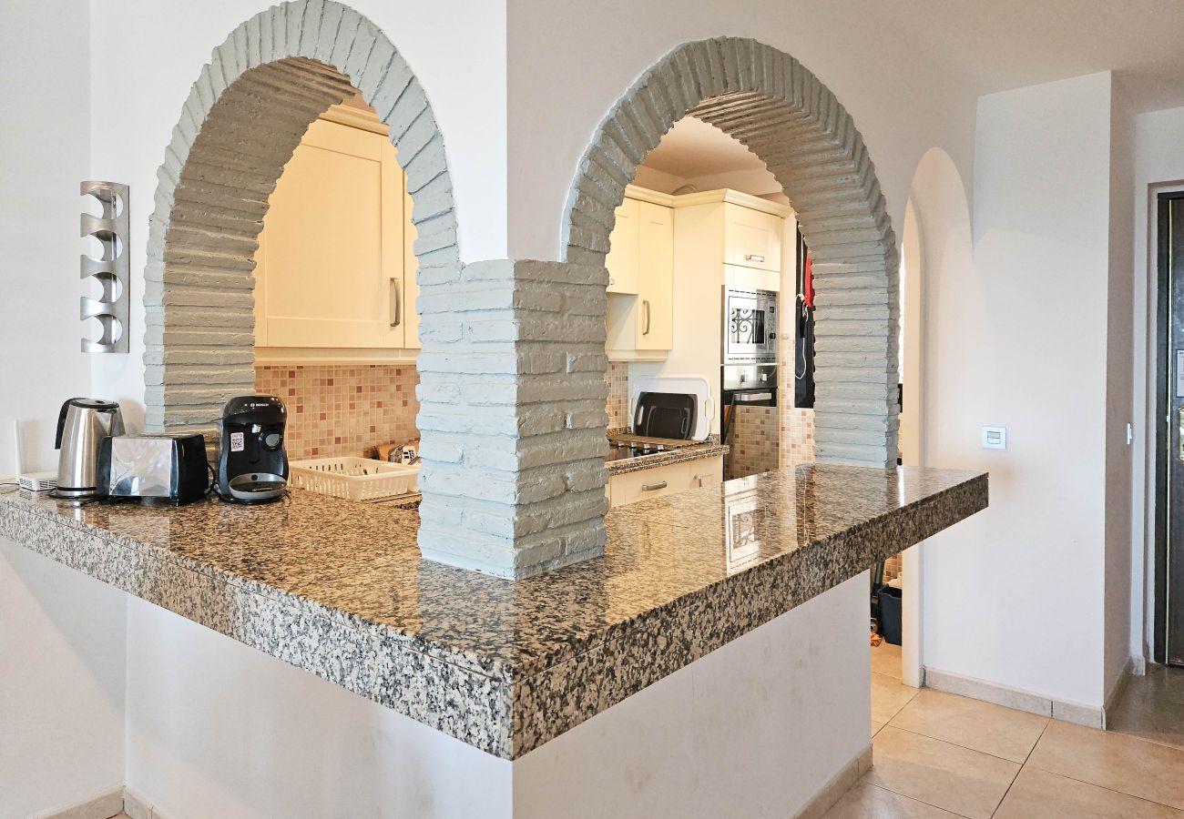 Apartamento en Mijas Costa - Hermosas vistas al mar @ Torrenueva cerca de La Cala