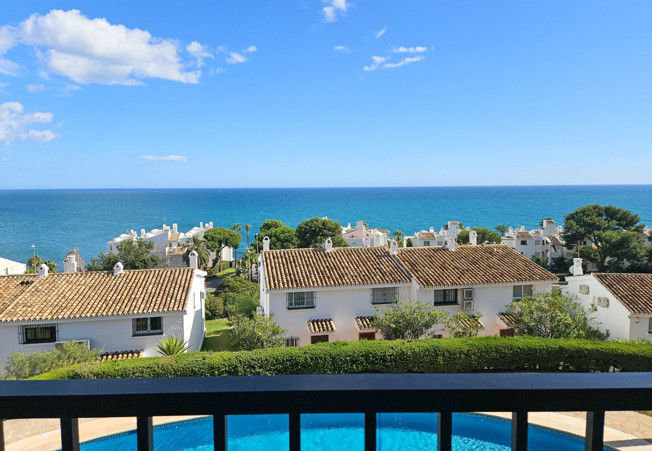 Apartamento en Mijas Costa - Hermosas vistas al mar @ Torrenueva cerca de La Cala