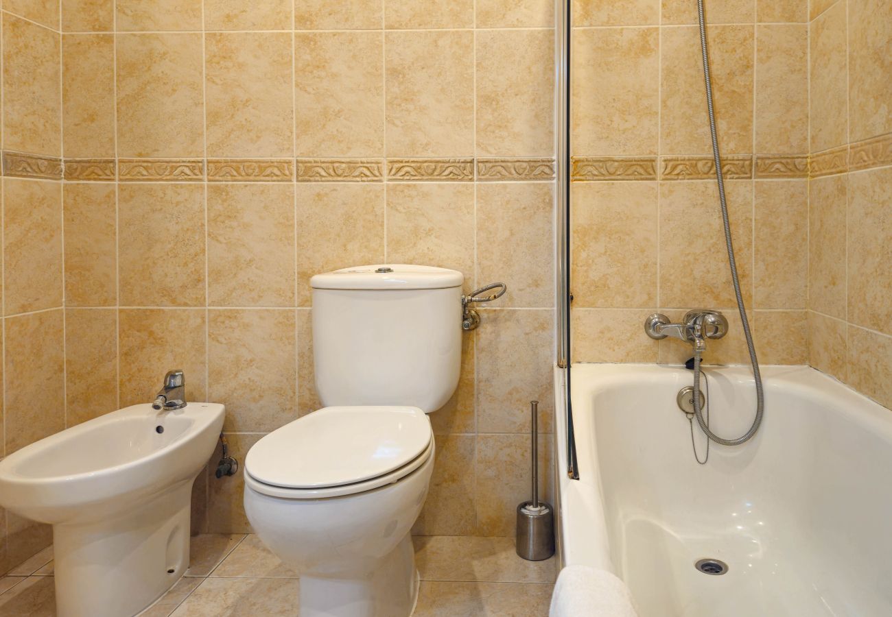 Apartamento en Mijas Costa - Hermosas vistas al mar @ Torrenueva cerca de La Cala