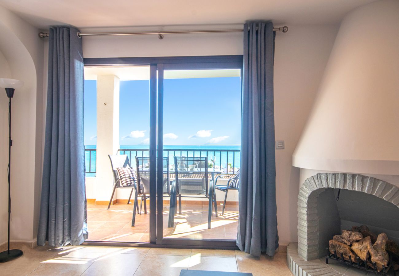 Apartamento en Mijas Costa - Hermosas vistas al mar @ Torrenueva cerca de La Cala