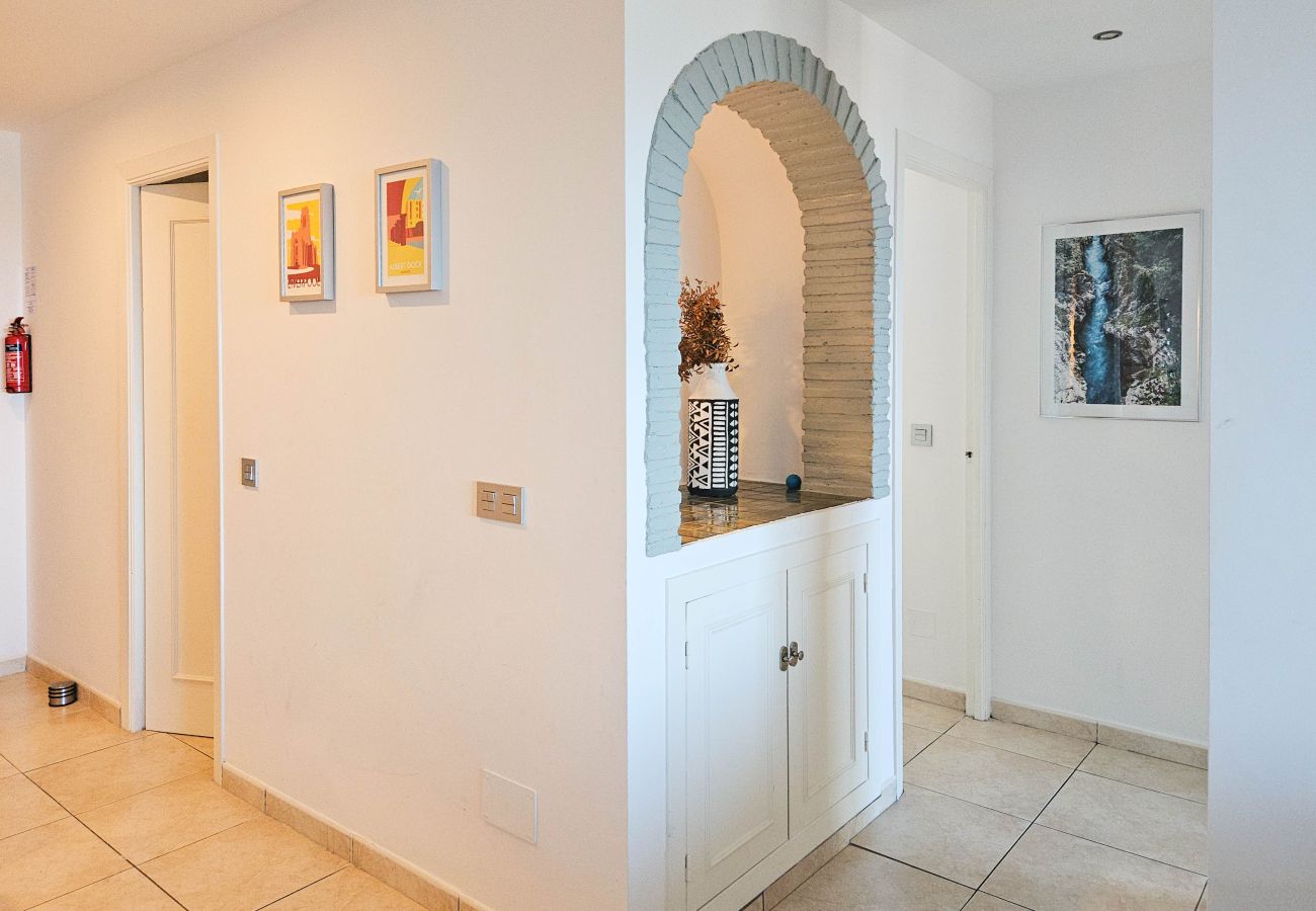 Apartamento en Mijas Costa - Hermosas vistas al mar @ Torrenueva cerca de La Cala