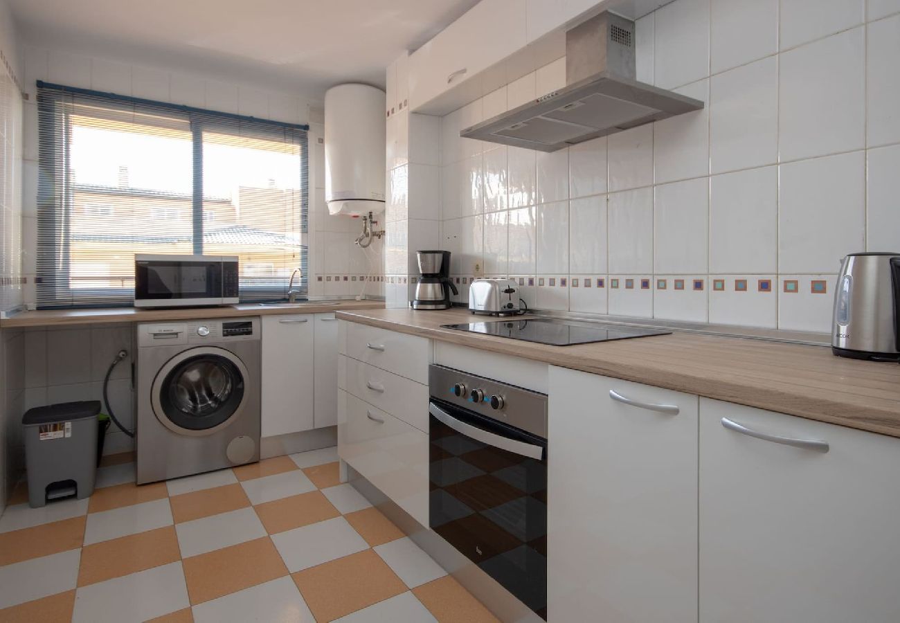 Apartamento en Manilva - Apartamento de 2 dormitorios en alquiler vacacional en Jardines de Sabinillas Manilva