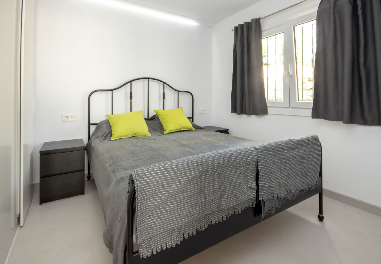Apartamento en Mijas Costa - Apartamento con jardín Rocas del Mar, Riviera del Sol