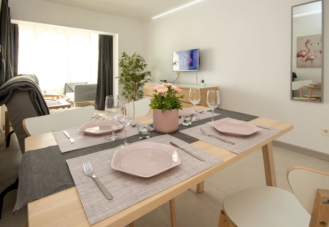 Apartamento en Mijas Costa - Apartamento con jardín Rocas del Mar, Riviera del Sol