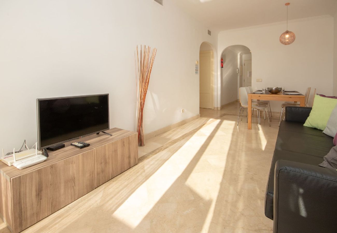 Apartamento en Mijas Costa - Apartamento de 2 dormitorios en primera línea de Calanova Grand Golf