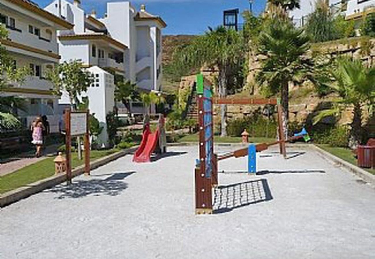 Apartamento en Mijas Costa - Apartamento de 2 dormitorios en primera línea de Calanova Grand Golf