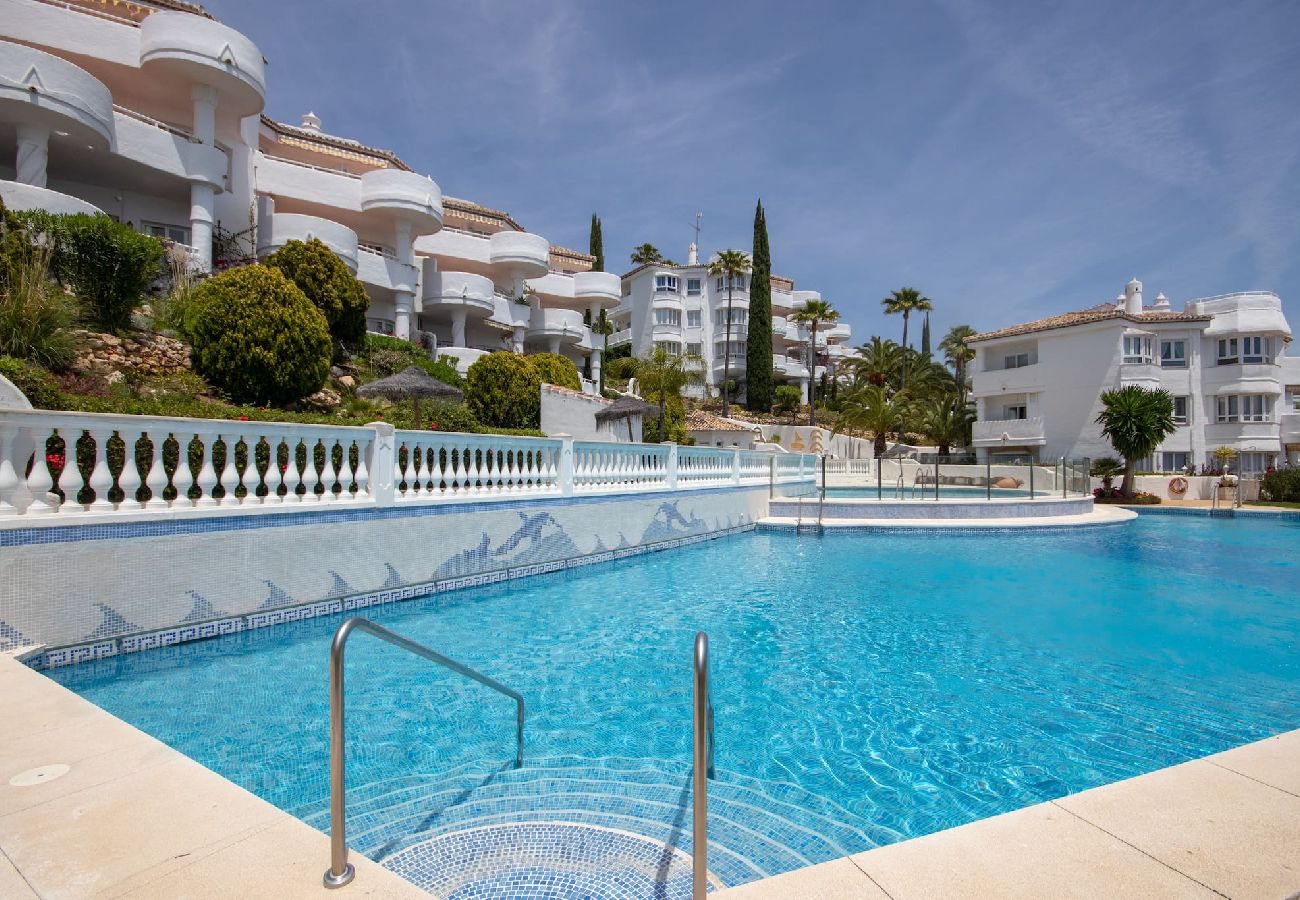 Apartamento en Mijas Costa - Luminoso y alegre apartamento de 2 dormitorios, Calahonda