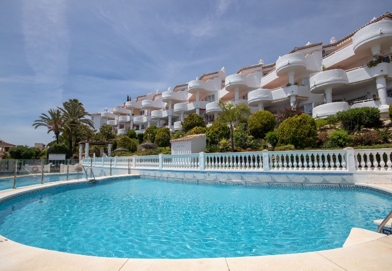Apartamento en Mijas Costa - Luminoso y alegre apartamento de 2 dormitorios, Calahonda