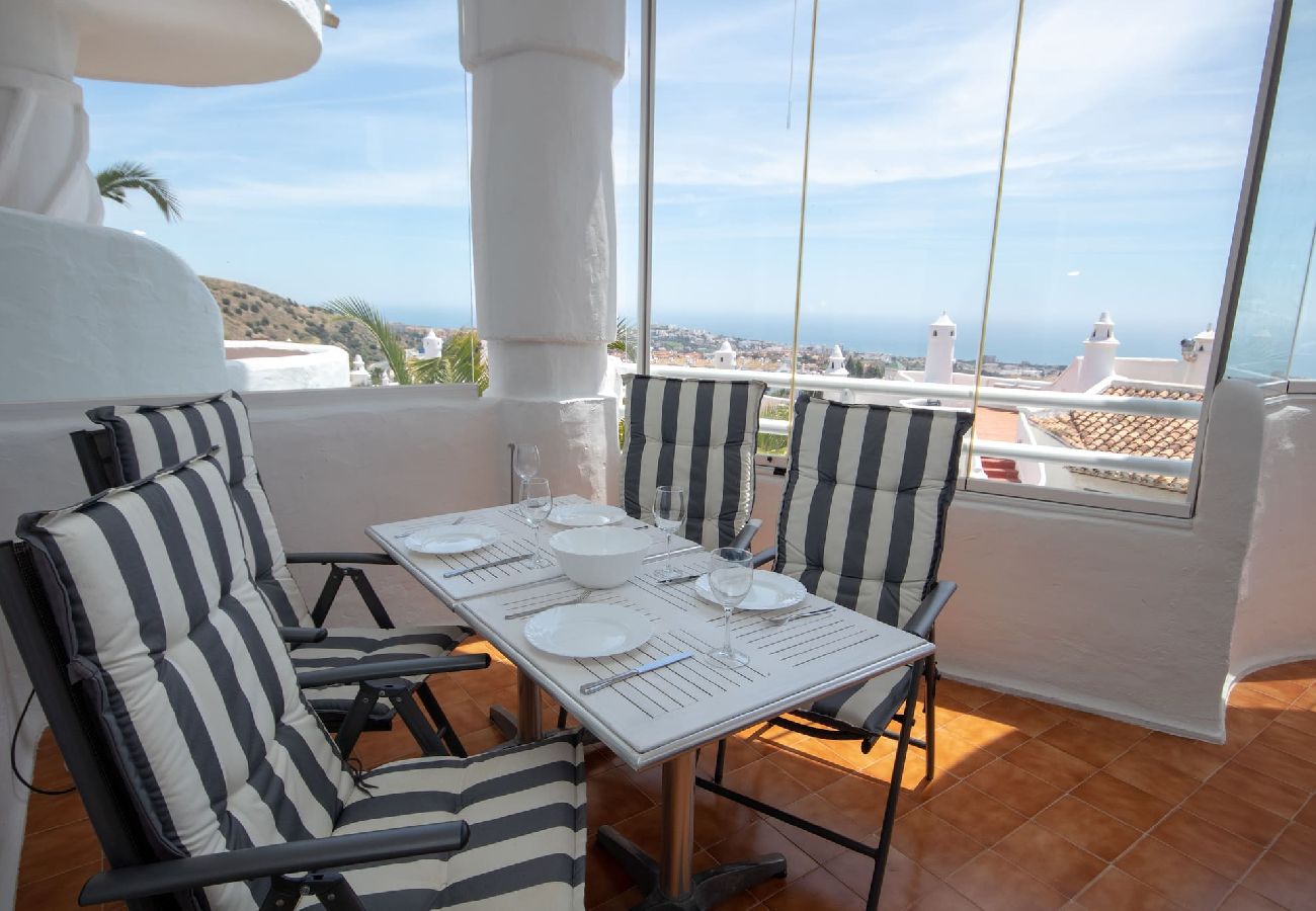 Apartamento en Mijas Costa - Luminoso y alegre apartamento de 2 dormitorios, Calahonda