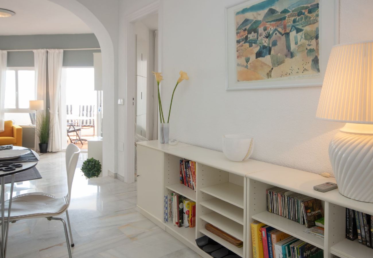 Apartamento en Mijas Costa - Luminoso y alegre apartamento de 2 dormitorios, Calahonda