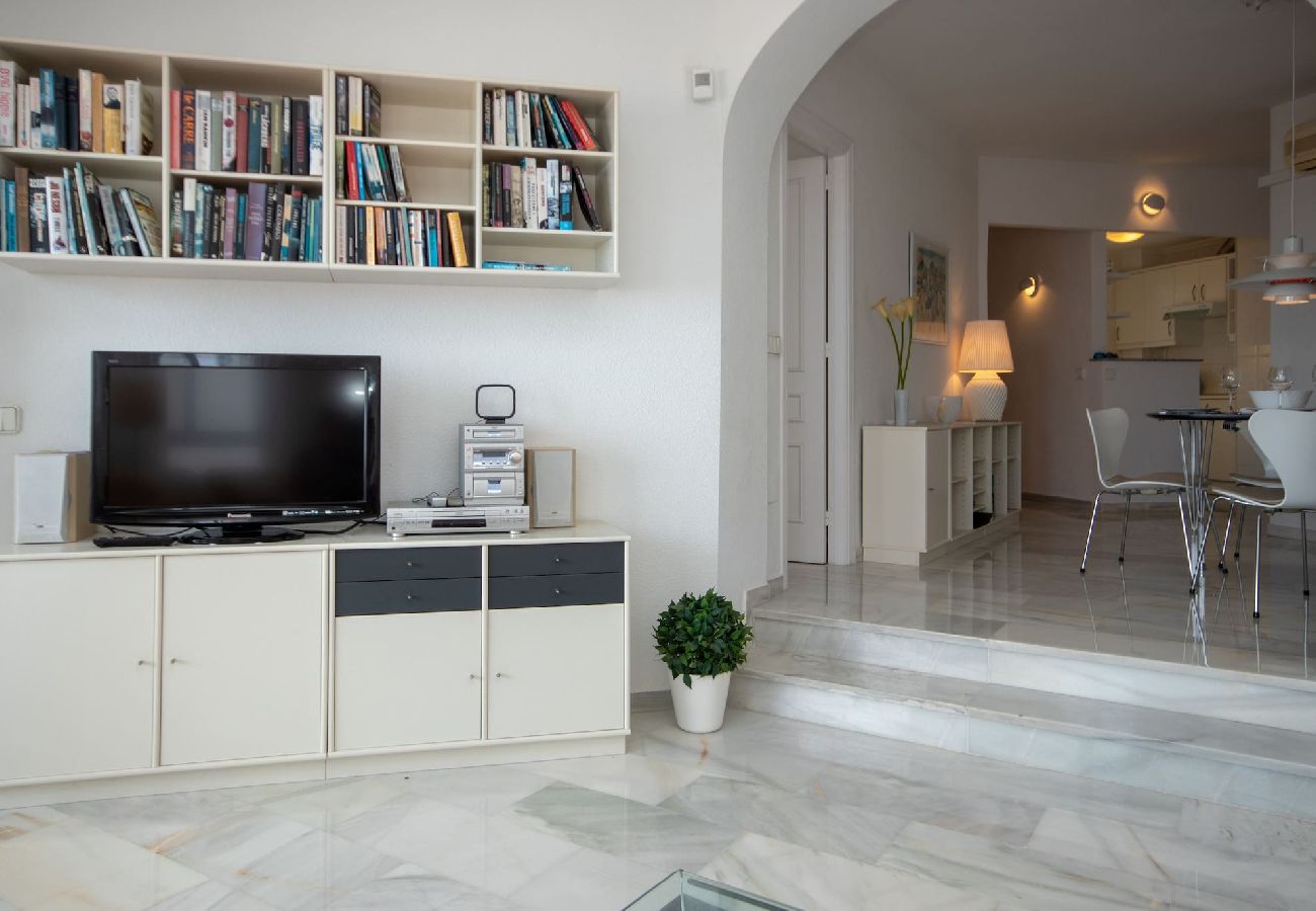 Apartamento en Mijas Costa - Luminoso y alegre apartamento de 2 dormitorios, Calahonda