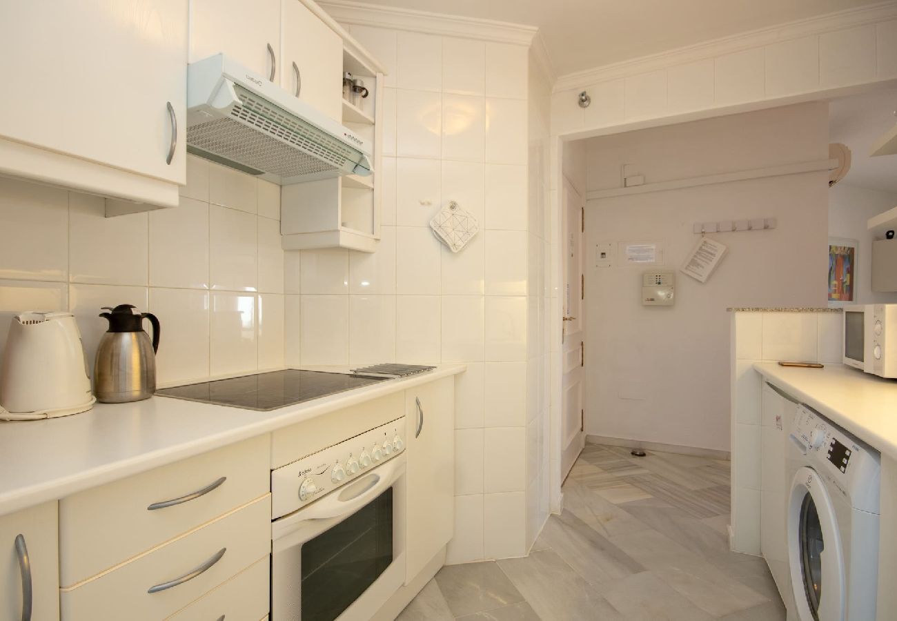 Apartamento en Mijas Costa - Luminoso y alegre apartamento de 2 dormitorios, Calahonda