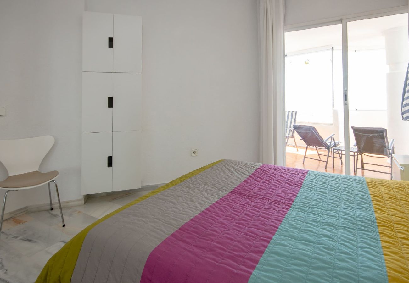 Apartamento en Mijas Costa - Luminoso y alegre apartamento de 2 dormitorios, Calahonda