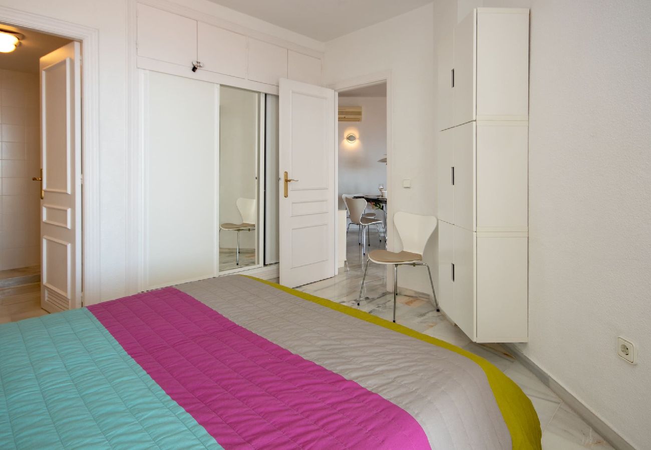 Apartamento en Mijas Costa - Luminoso y alegre apartamento de 2 dormitorios, Calahonda