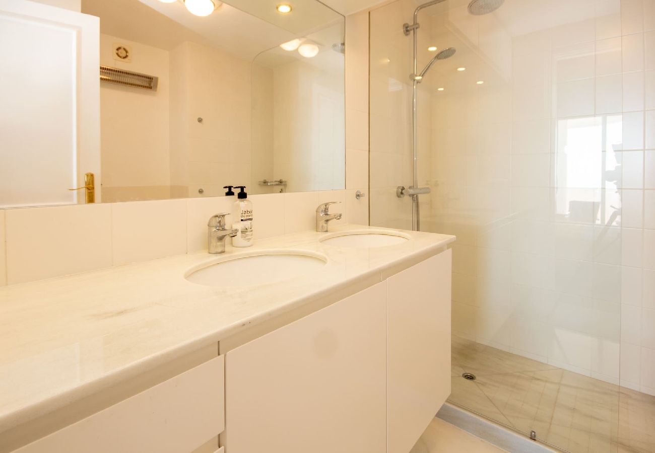 Apartamento en Mijas Costa - Luminoso y alegre apartamento de 2 dormitorios, Calahonda