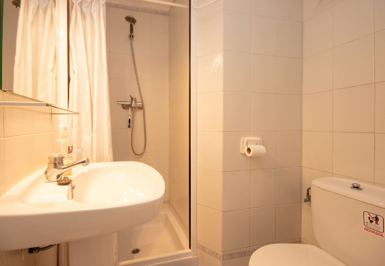 Apartamento en Mijas Costa - Luminoso y alegre apartamento de 2 dormitorios, Calahonda