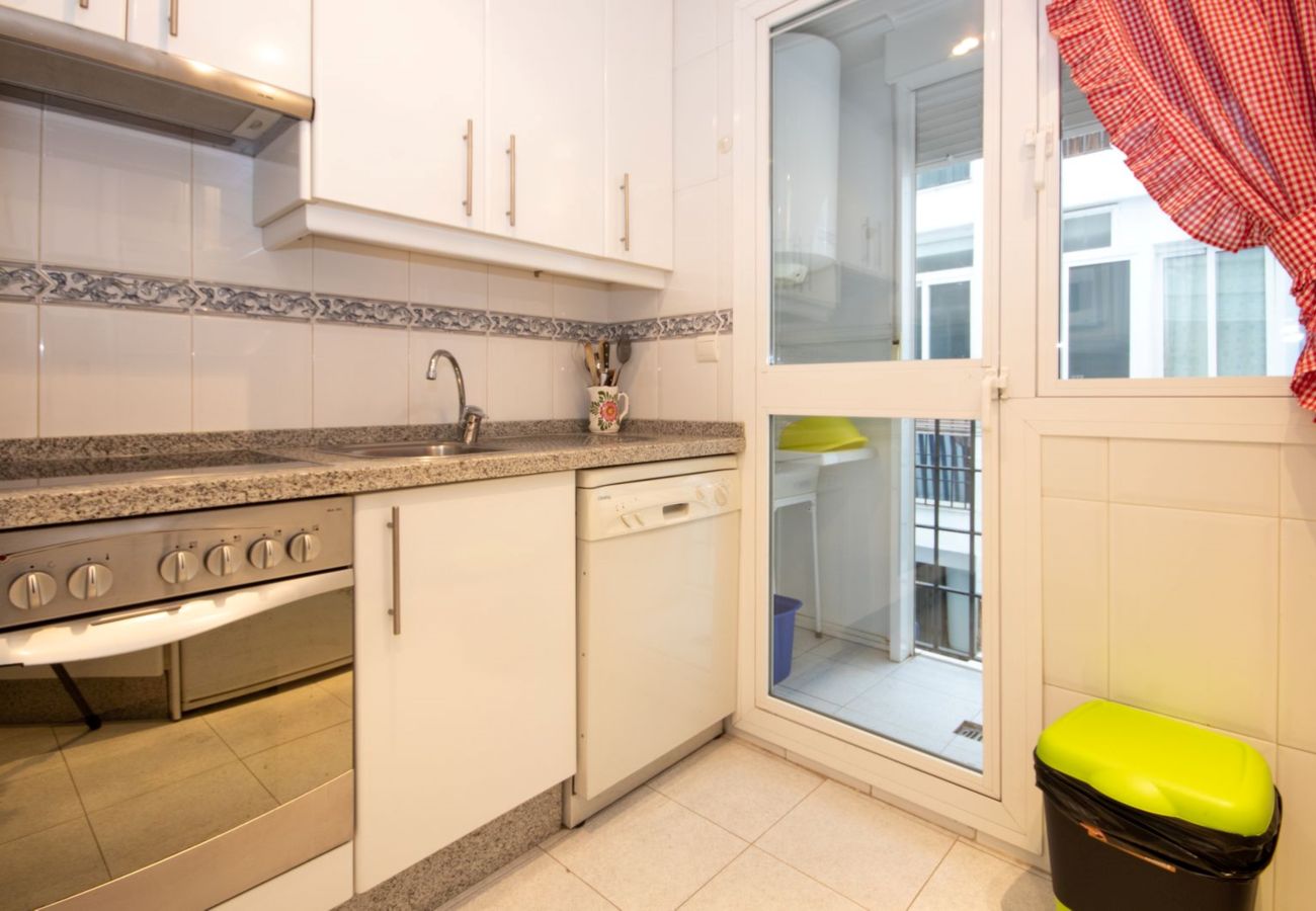 Apartamento en Marbella - Puerto Banús, a 400 metros de la playa.