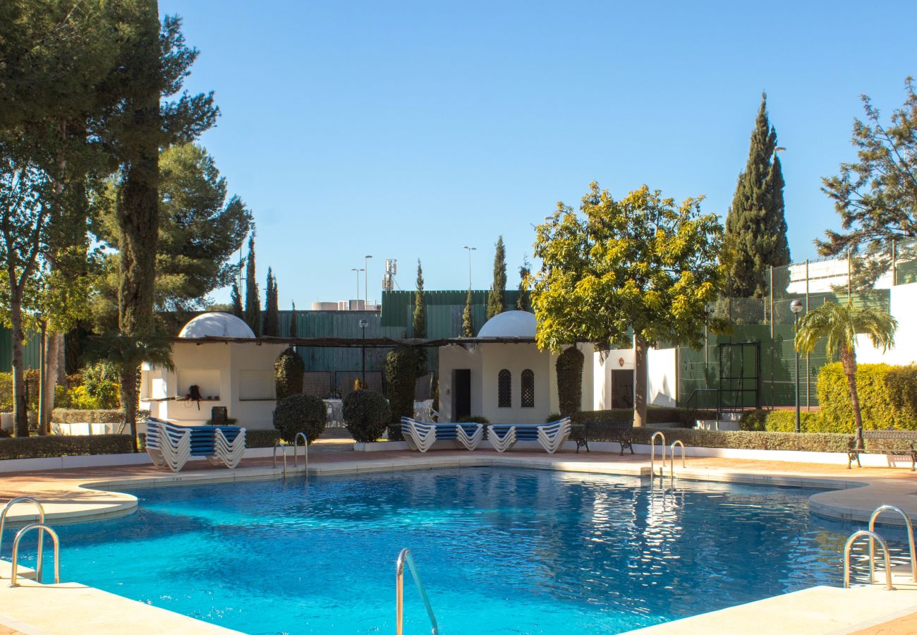 Apartamento en Marbella - Puerto Banús, a 400 metros de la playa.