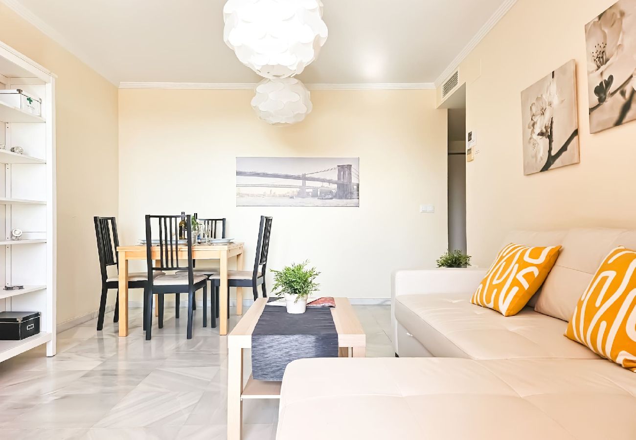 Apartamento en Mijas Costa - Ubicación tranquila entre La Cala y Fuengirola