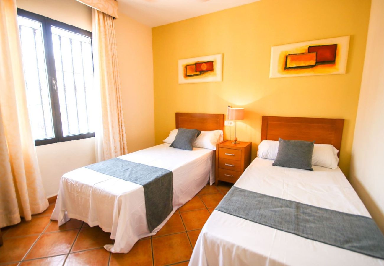 Apartamento en Mijas Costa - Apartamento de 3 dormitorios en Riviera cerca de la playa