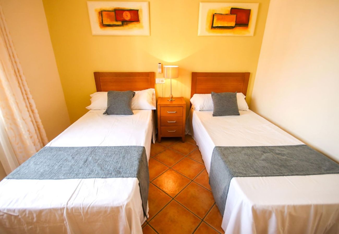 Apartamento en Mijas Costa - Apartamento de 3 dormitorios en Riviera cerca de la playa