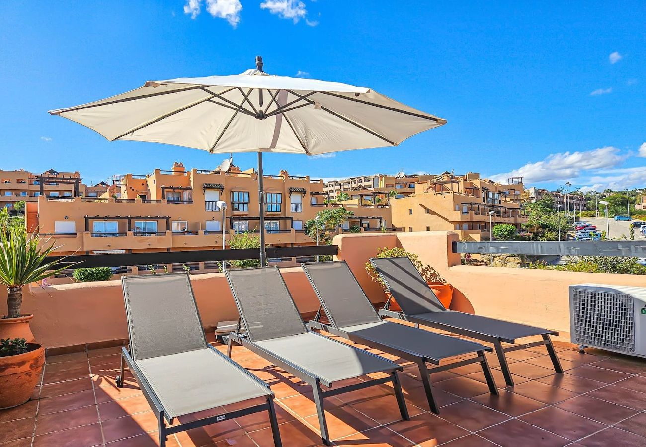 Apartamento en Casares - Ático de 2 dormitorios Casares Sol con terraza soleada
