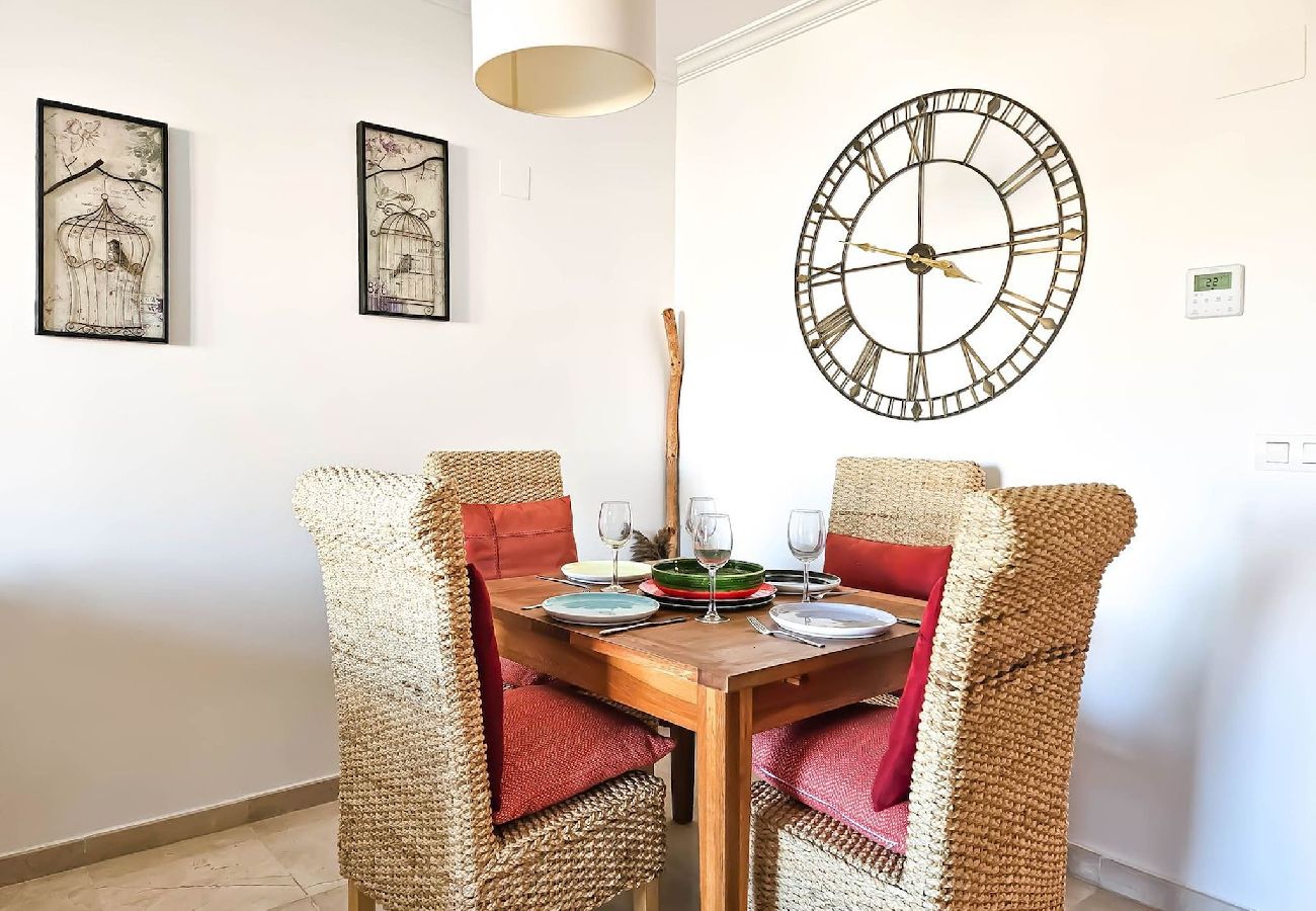 Apartamento en Casares - Ático de 2 dormitorios Casares Sol con terraza soleada